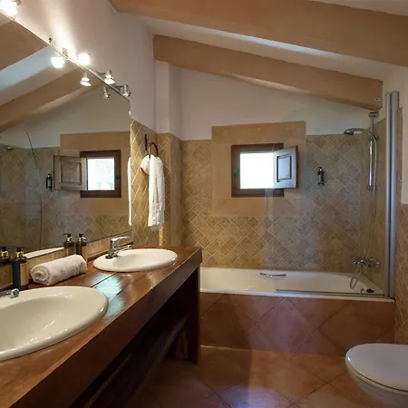 Ecoagroturismo Feliu 4*