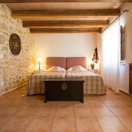 Rural Feliu 4*